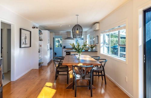 Waiheke Island Maison | Belle View - Stay Waiheke