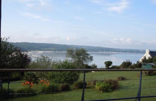 Saint-Michel-en-Greve Appartement | Belle vue sur mer