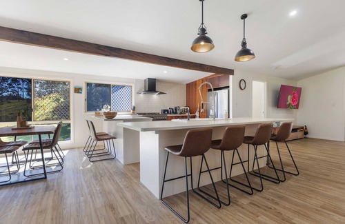 Bellthorpe Maison | Bellemarie - An Unforgettable Farm Stay