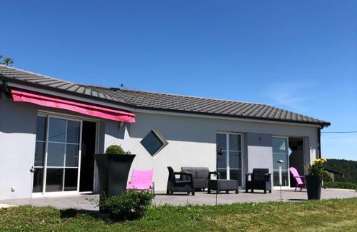 Chateau-l'Eveque Maison | Bellevue au calme avec spa intérieur