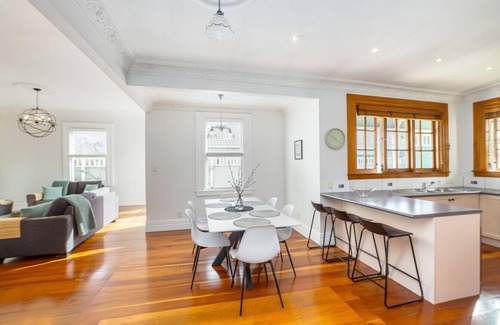 Martinborough Maison | Bellini, Martinborough