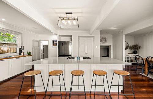 Clontarf Maison | Bells Beach Bungalow