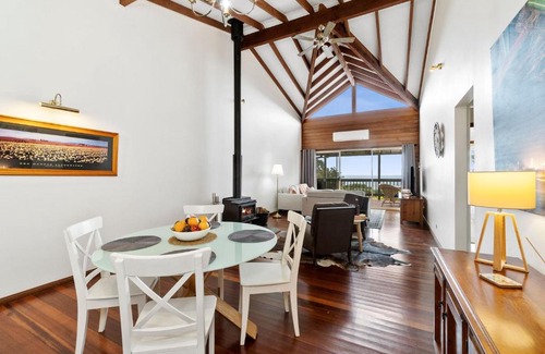Kurrajong Heights Maison | Bells Rest with a view