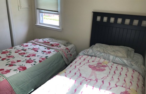 Lake Como Cottage | Belmar Beach , Jersey Shore Cottage 4 Blocks Beach East of Main Street