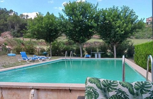 Sant Salvador de Guardiola Cottage | Gîte en Catalogne avec piscine et jardin meublé
