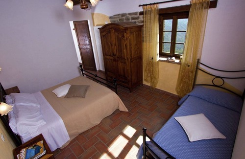 Apecchio Villa | Superbe villa avec jacuzzi à Apecchio