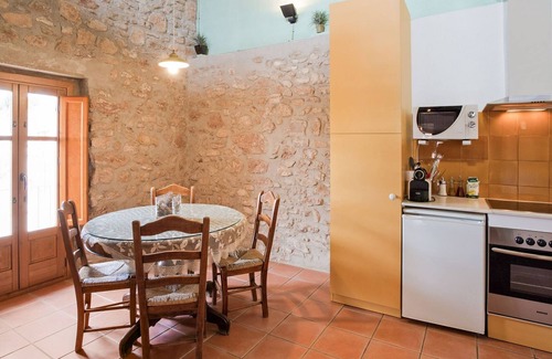 Pira Appartement | Gîte indépendant avec terrasse privée à Pira en Catalogne