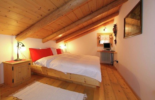 Bellamonte Appartement | Gîte de conte de fées avec jacuzzi à Bellamonte en Italie