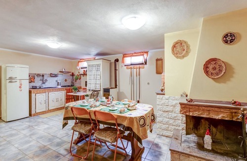 Carbonia Appartement | Charmant appartement à Carbonia avec jardin