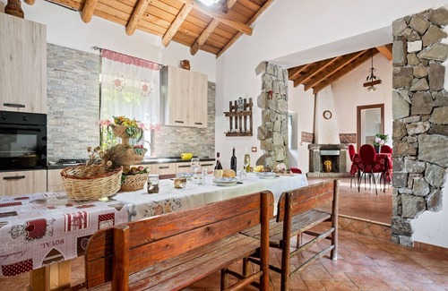 Maniace Cottage | Maison de charme avec jardin privé à Maniace