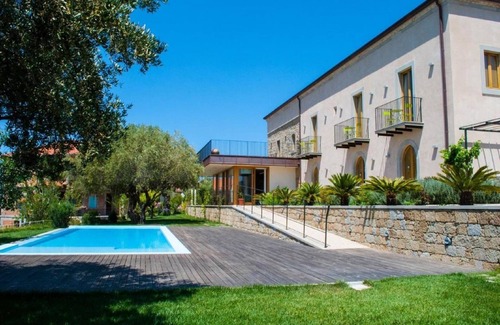 Naso Villa | Villa à Naso avec piscine privée