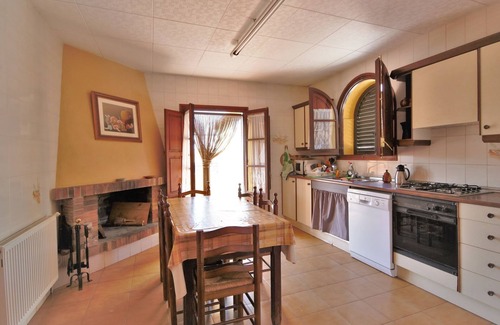 Vila-sacra Cottage | Hermosa casa de campo en Vila-sacra con terraza