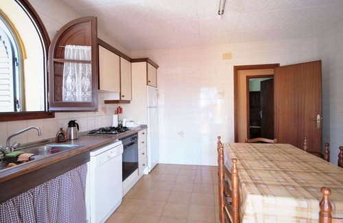 Vila-sacra Cottage | Hermosa casa de campo en Vila-sacra con terraza