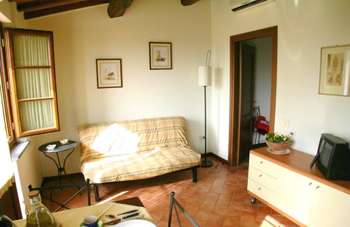 Pistoia Autre | Ferme traditionnelle près de Pistoia avec jardin