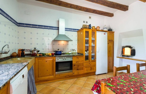Castellvi de la Marca Villa | Luxueuse demeure en Catalogne avec jardin et vue panoramique