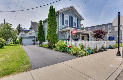Bemus Point Appartement | Bemus Point Vintage Suite with Soaking Tub and Kitchen
