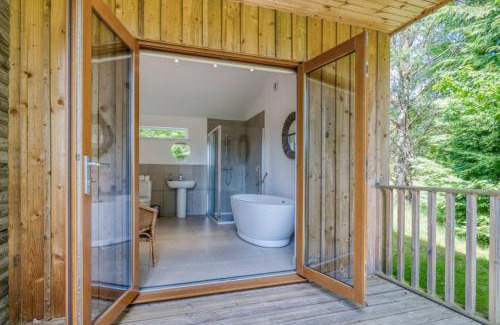 Loch Tay Maison | Ben Lawers Rest Cabin - Hot Tub and Loch Tay Vistas