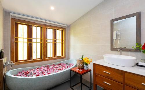 Svay Leu Hôtel | Beng Mealea Lodge