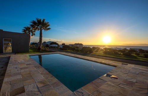 Gansbaai Cabine | Benguela