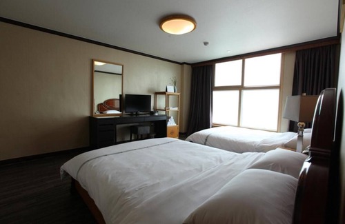 Sokcho Hôtel | Benikea Mountain and Sea Daepo Port