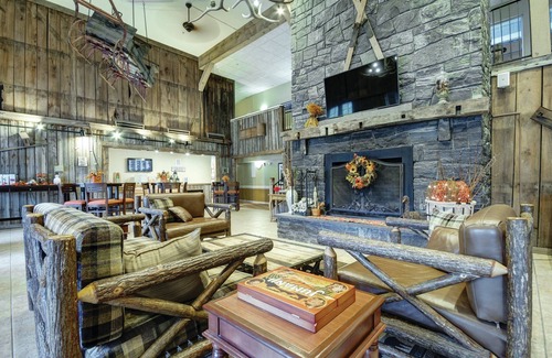 Hancock Station Balnéaire | Bentley Brook the perfect home base for exploring nearby Berkshire County