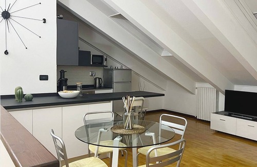 Historic Centre Appartement | Benvenuti al Nido di Porta Susa: Un Rifugio di Comfort nel Cuore di Torino