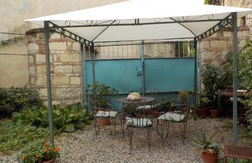 Cella Monte Lit Et Petit-Déjeuner | Benvenuti Altrove