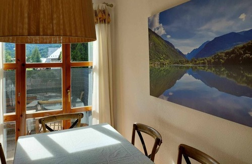 Anciles Appartement | Berde- The terrace of Linsoles