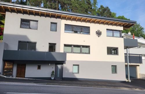 Imst Appartement | Bergblick Wohnung Posch