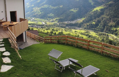 San Leonardo in Passiria Chalet De Ski | "Bergchalet Prantach" avec vue sur les montagnes, Wi-Fi, terrasses et jardin.