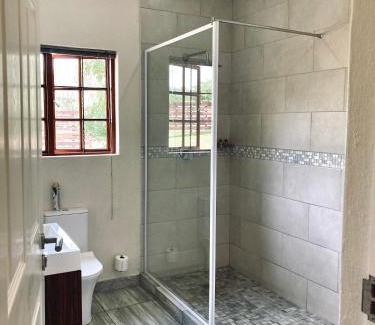 Hazyview Maison | Bergdale Cottages