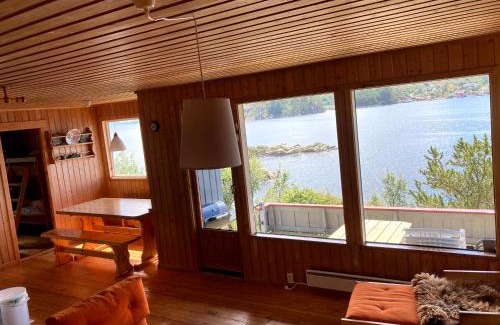 Fjell Maison | Bergen/Sotra:Waterfront cabin(s).Boat.Fish.Jacuzzi
