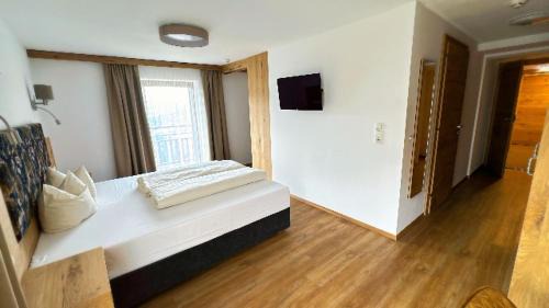 Jerzens Hôtel | Berggasthof Hochzeigerhaus