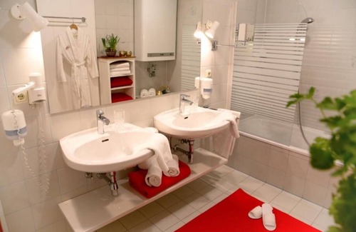 Heiligenblut Hôtel | Berghotel Hois: Suite with balcony