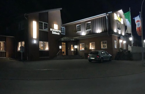 Nienstadt Hôtel | Berghotel Sülbeck