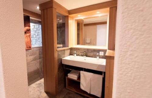 Wolfenschiessen Hôtel | Berghotel Trübsee - Accessible Only by Cable Car