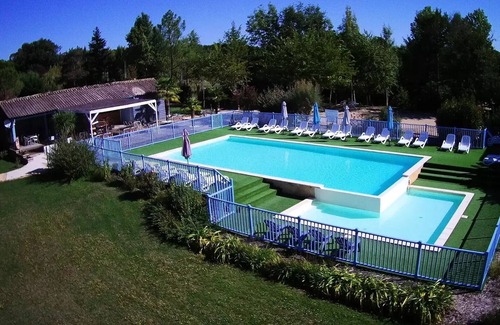 Rives Chalet De Ski | Bergougne Campsite* - New 4 room chalet for 5 people