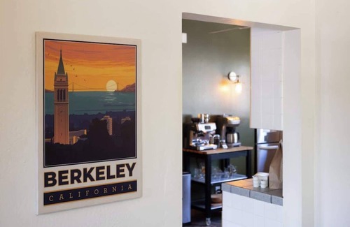 Fairview Park Maison | Berkeley's BEST Home & Neighborhood Walk to UC
