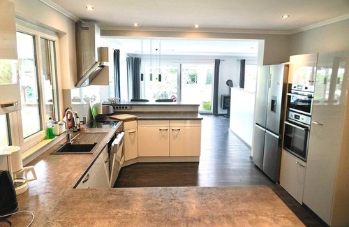 Teltow Maison | Berlin bound Family retreat