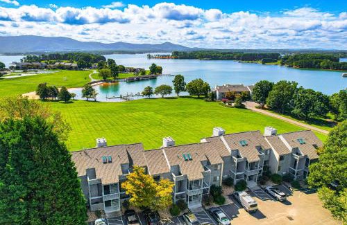 North Shore Appartement | Bernards Landing Condo - Includes Linens!