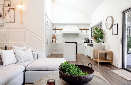 Berry Maison | Berry Luxury Retreat