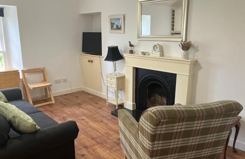 Peterhead Maison | Berryhill Maids Quarters - 1 bedroom - Self Catering - Sleeps 1 or a couple - Dogs Welcome - Off-road Parking - Suit Contractors - Peterhead 1 mile - Newly Refurbished - Open plan kitchen -living - dining - 1 bathroom - Shed - Yard -Drying Room available