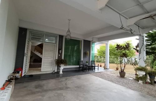 Rembia Maison | Bertam Grove Corner By Junikastay