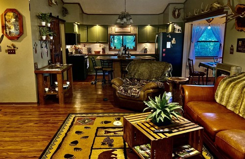 Saffell Cabine | Bertucci's Country House