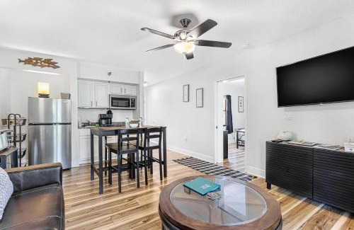 Dunedin Appartement | Beso del Sol Resort in Dunedin - Perfect Location & Relaxation!