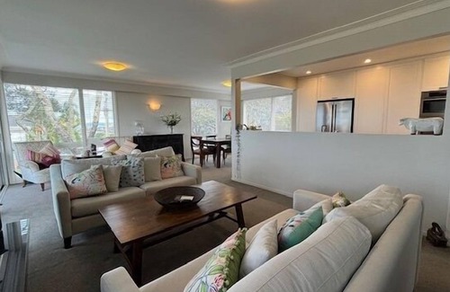 Castor Bay Maison | Bespoke Stays - Stylish Family Home