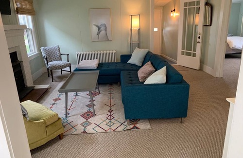 Conneaut Maison | Bessie's Nest- Tranquil Home Close to Public Beach