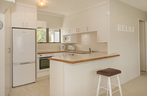 Whangamata Cottage | Meilleur à la plage - Whangamata Holiday Home