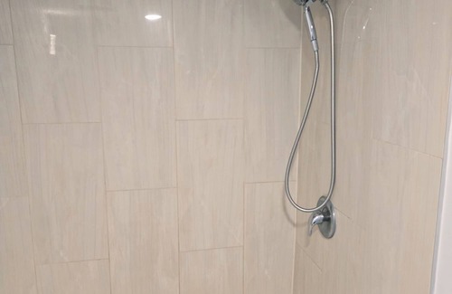 Chapel Hill South Appartement | Best Family Friendly appartement and peaceful nGateway heart of Ottawa On.