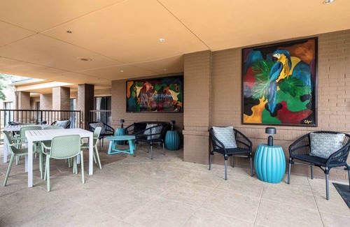 Richardson Hôtel | Best for Unwinding! Near Cottonwood Park, Pool, FREE Parking, Pet-Friendly!